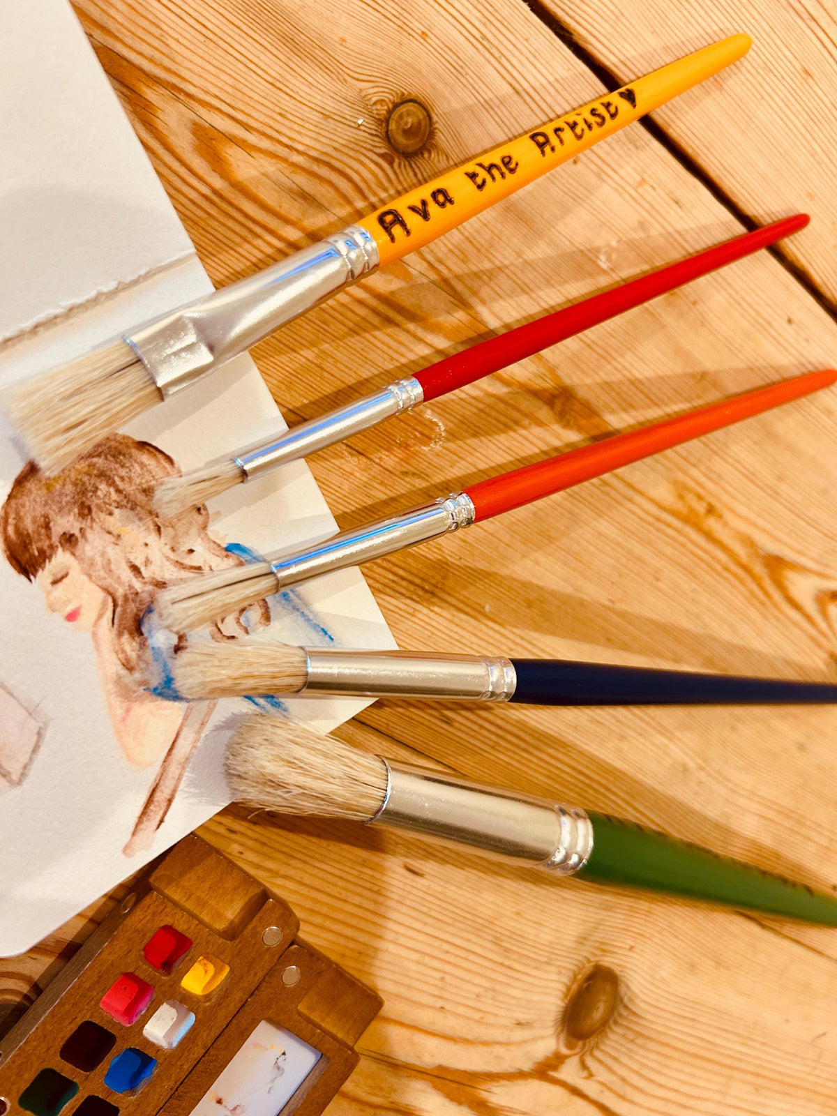 Personalised child’s paintbrush set