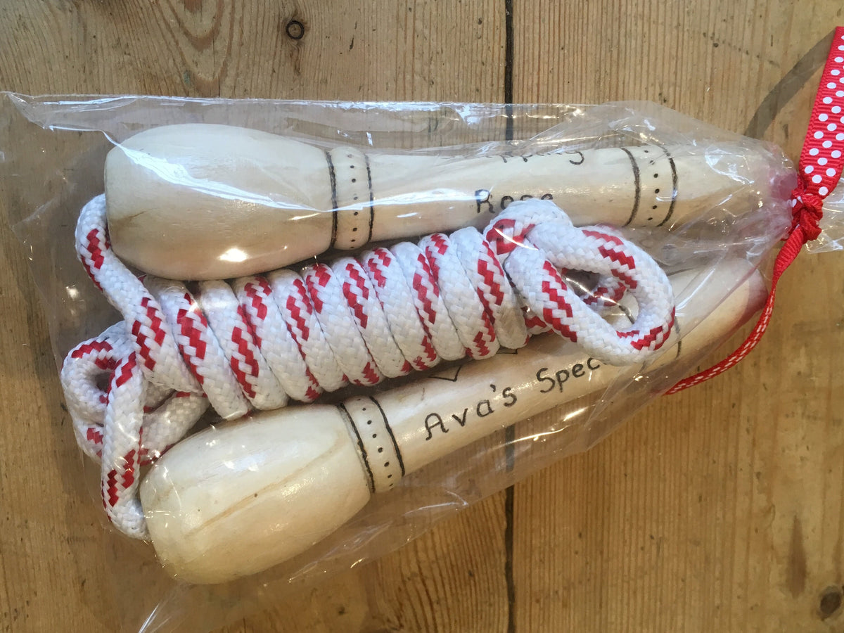 Personalised skipping / jump rope