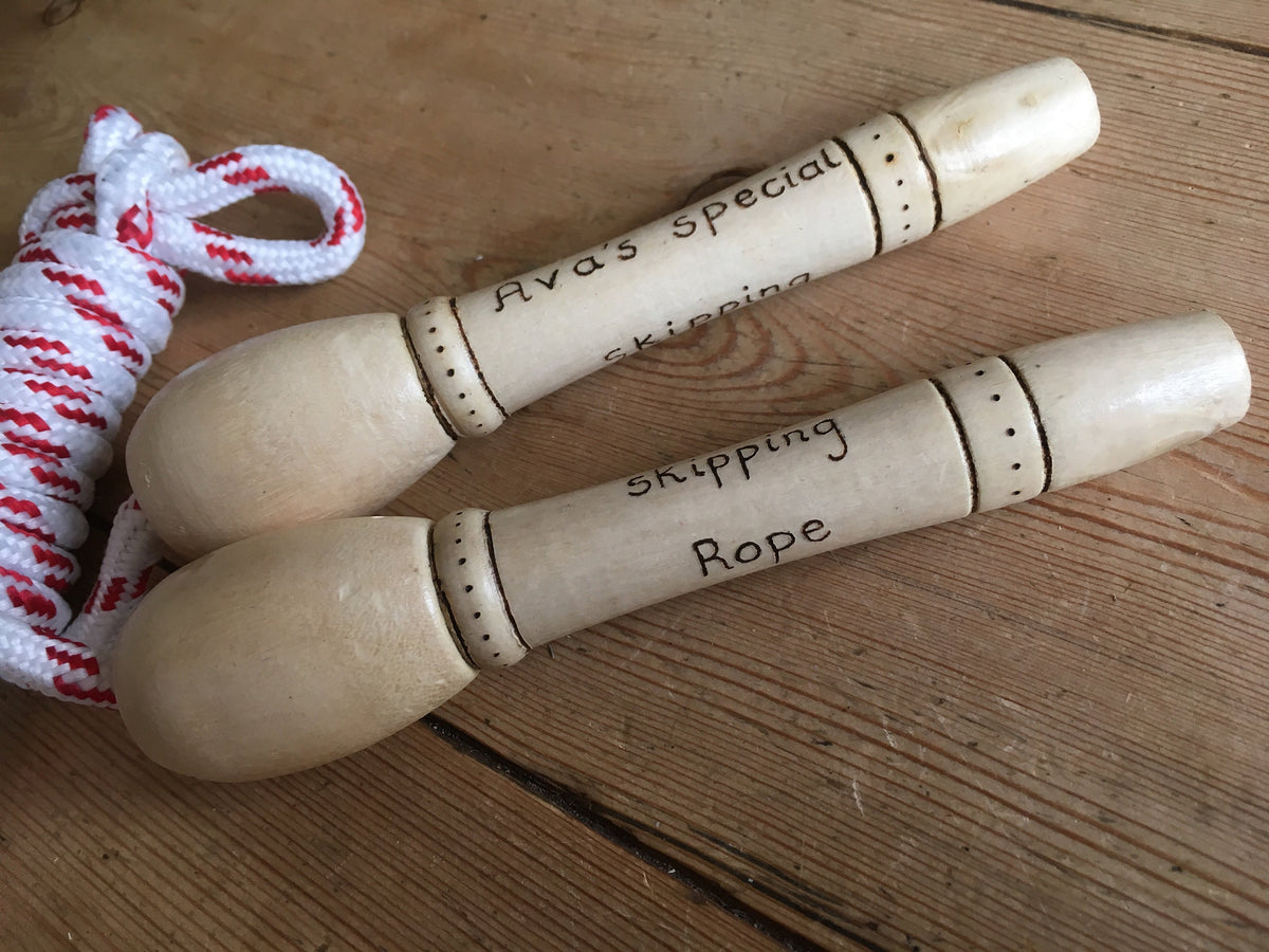Personalised skipping / jump rope