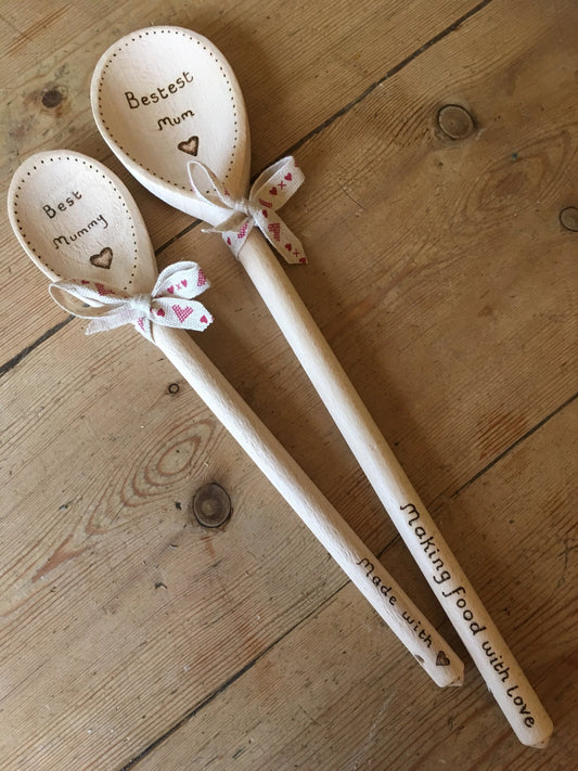 Parent and child spoon set