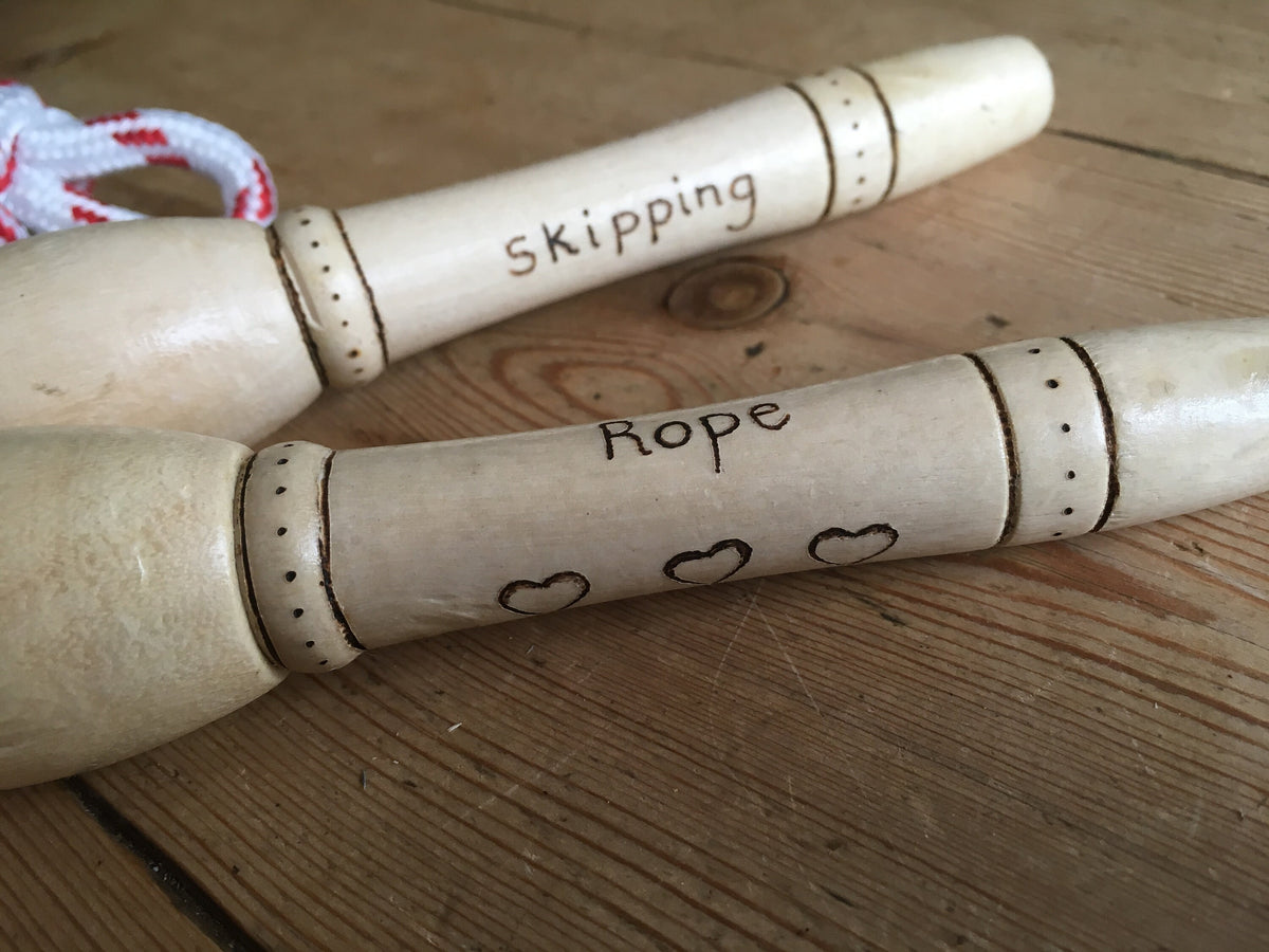 Personalised skipping / jump rope